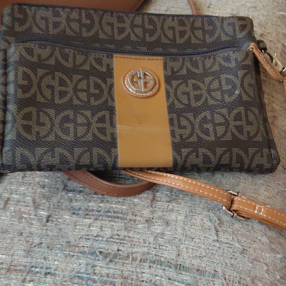 Chic Crossbody Bag with Monogram Design